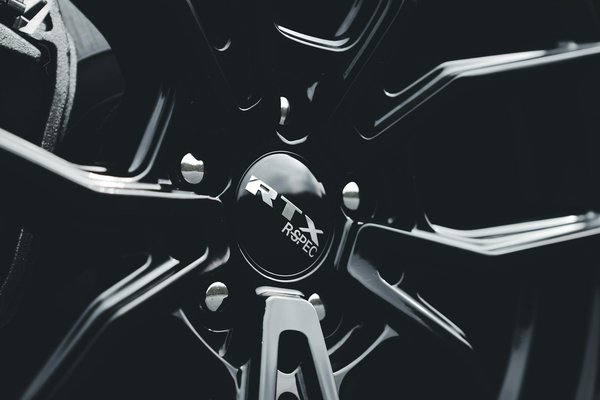 Ultimate guide to ceramic coating in kent: protect your ride